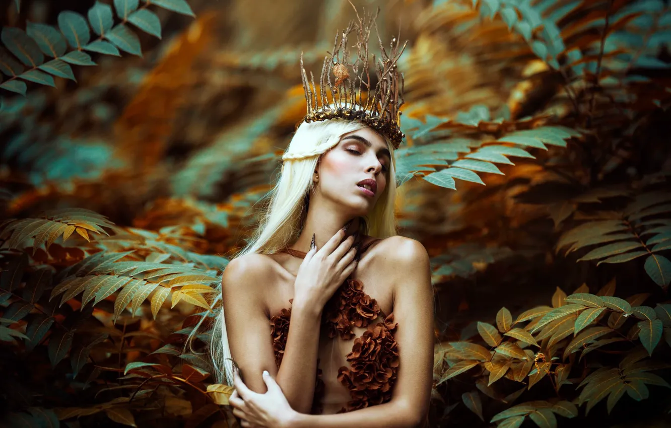 Photo wallpaper leaves, branches, pose, crown, hands, Ronny Garcia, Autumn queen, Javiera Molina