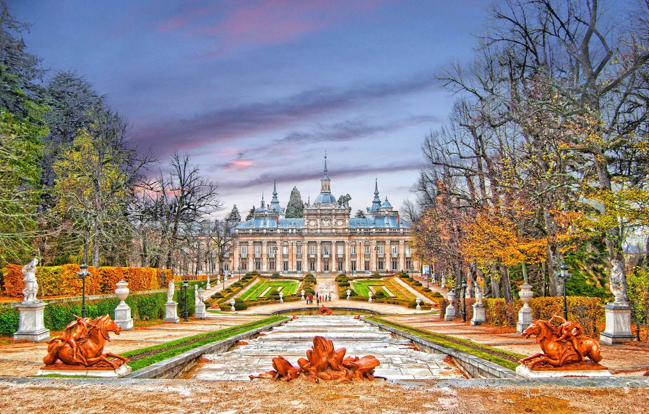 Photo wallpaper autumn, the sky, trees, Park, sculpture, cascade, Palace