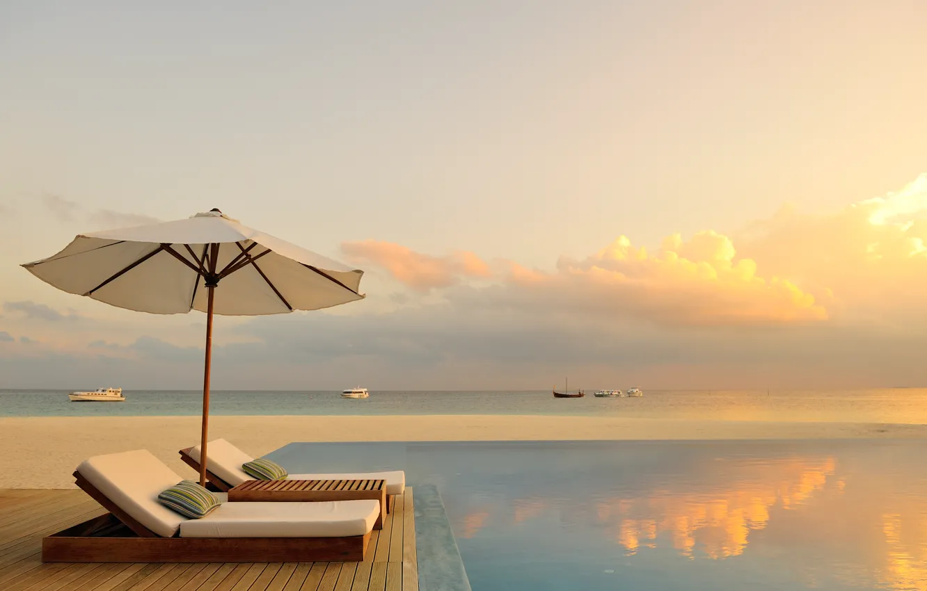 Photo wallpaper Sunset, The ocean, Pool, Chaise, Paradise, The Maldives, Romance