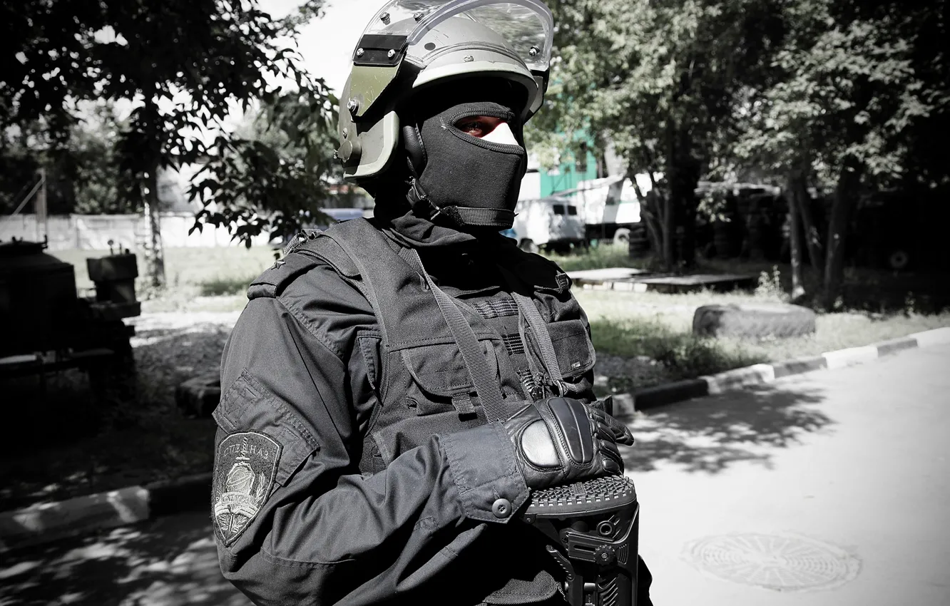 Photo wallpaper mask, soldiers, helmet, special forces, OSN Saturn