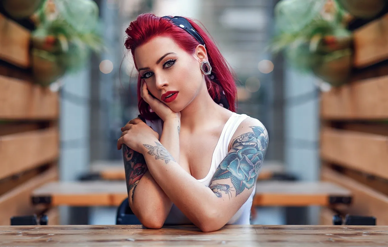 Photo wallpaper look, pose, model, portrait, hands, makeup, Mike, tattoo