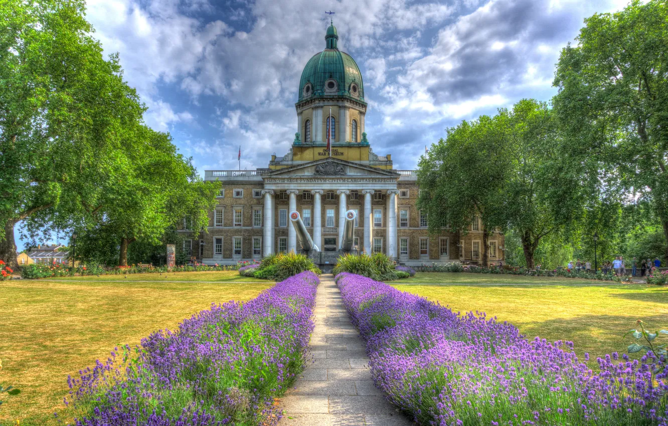 Photo wallpaper clouds, trees, flowers, lawn, London, hdr, track, UK