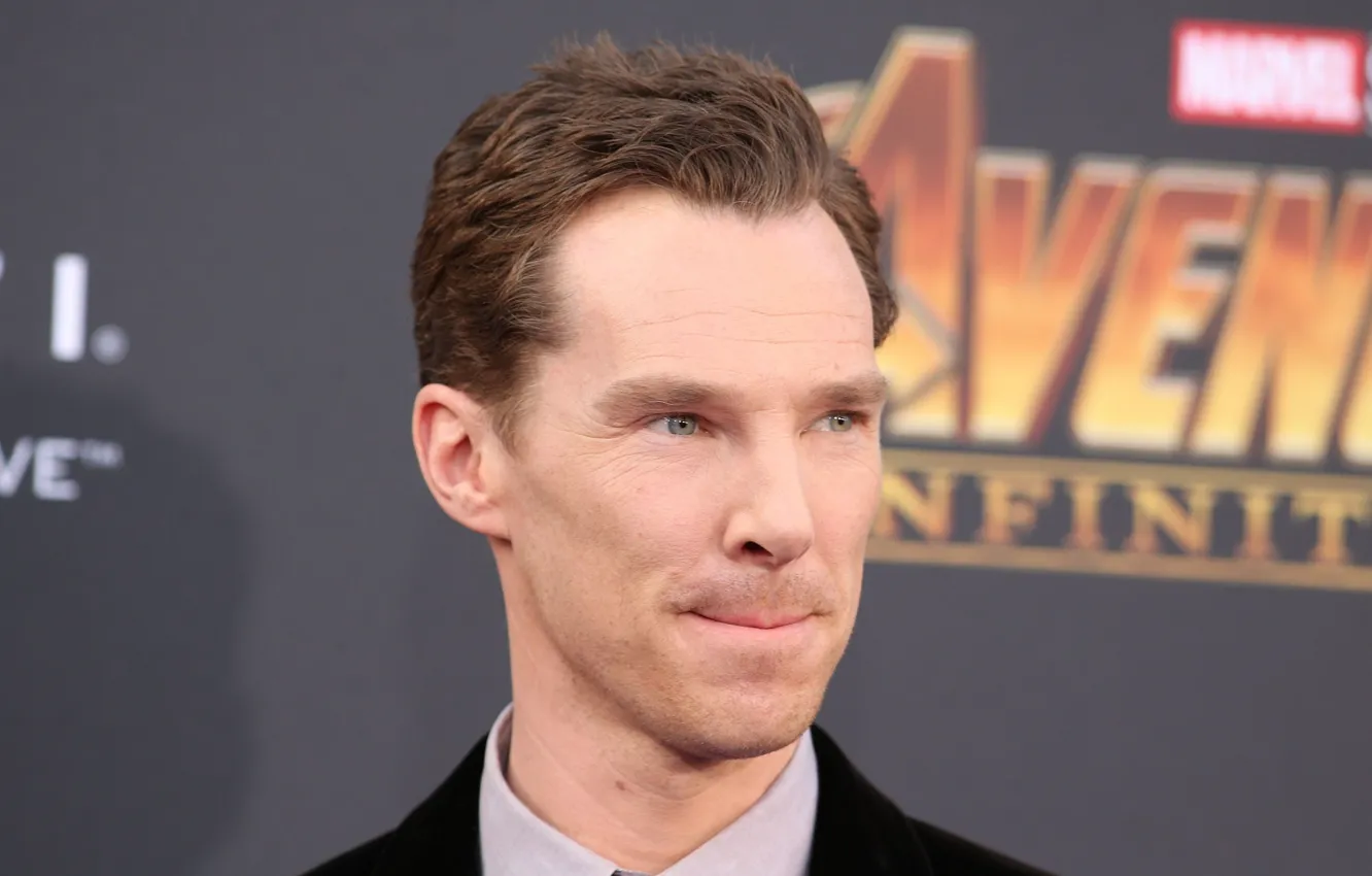 Photo wallpaper Benedict Cumberbatch, Benedict Cumberbatch, British actor, the premiere of the film the Avengers