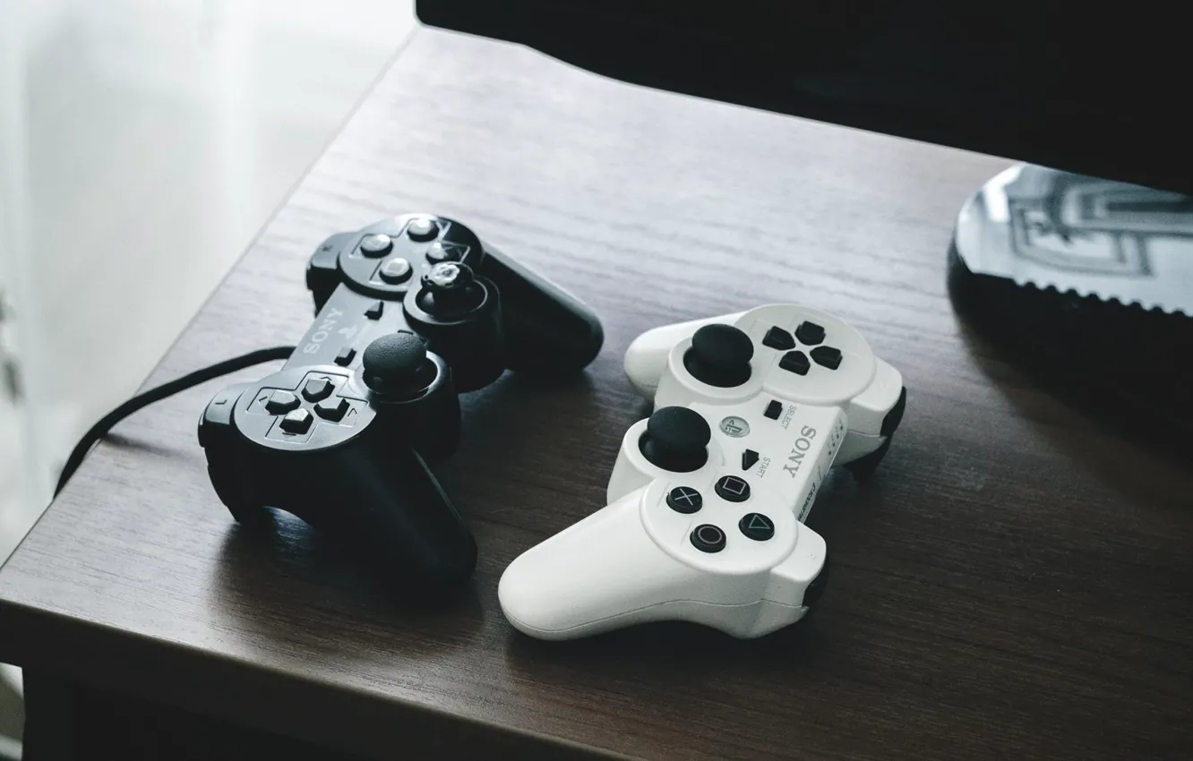 Photo wallpaper style, Sony, white. black, Dualshock