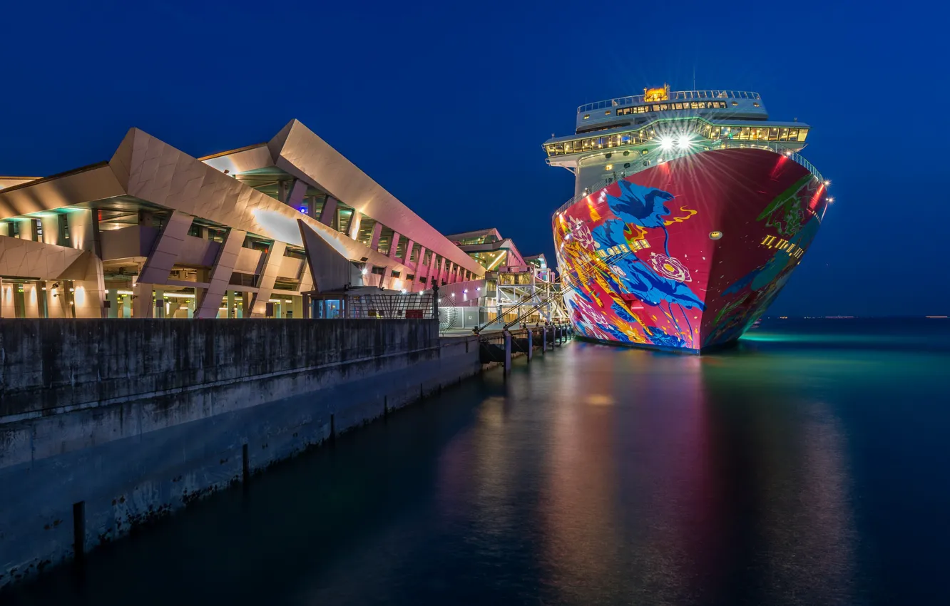 Photo wallpaper Singapore, Marina Bay, Cruise Centre, Genting Dream dock