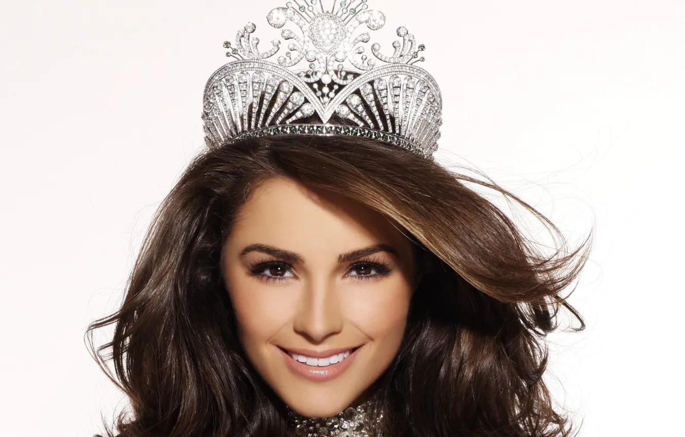 Photo wallpaper girl, model, brunette, Diadema, Olivia Culpo