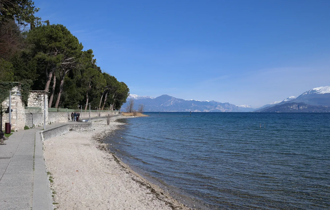 Photo wallpaper trees, mountains, Italy, promenade, Lombardy, Sirmione, Garda