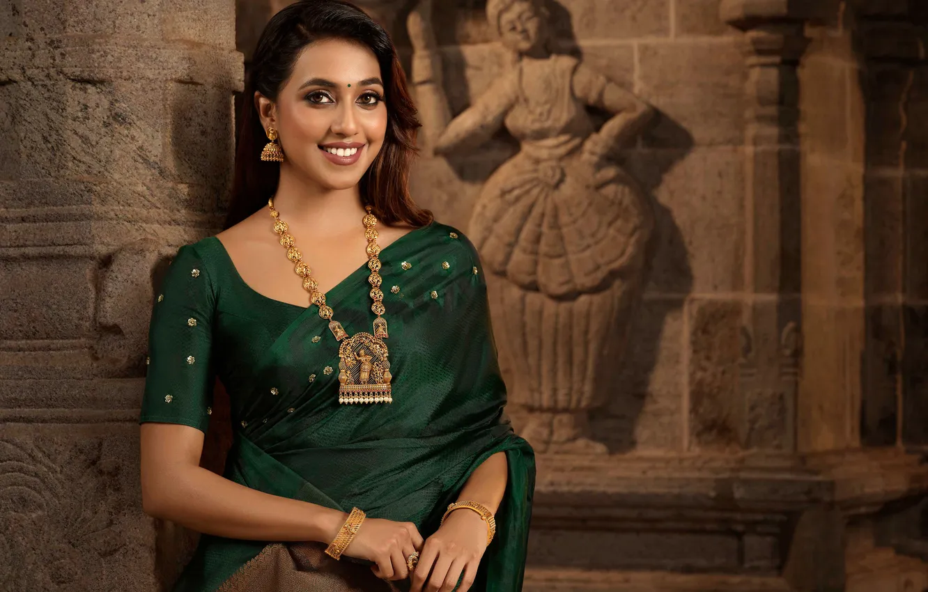 Photo wallpaper girl, hot, sexy, fashion, eyes, smile, beautiful, figure