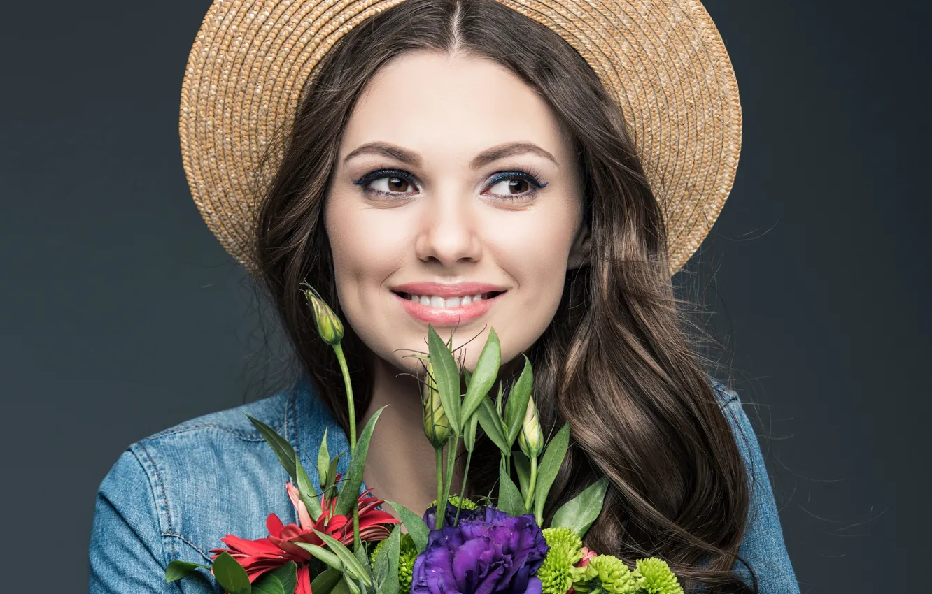 Photo wallpaper flowers, smile, background, portrait, bouquet, hat, makeup, hairstyle