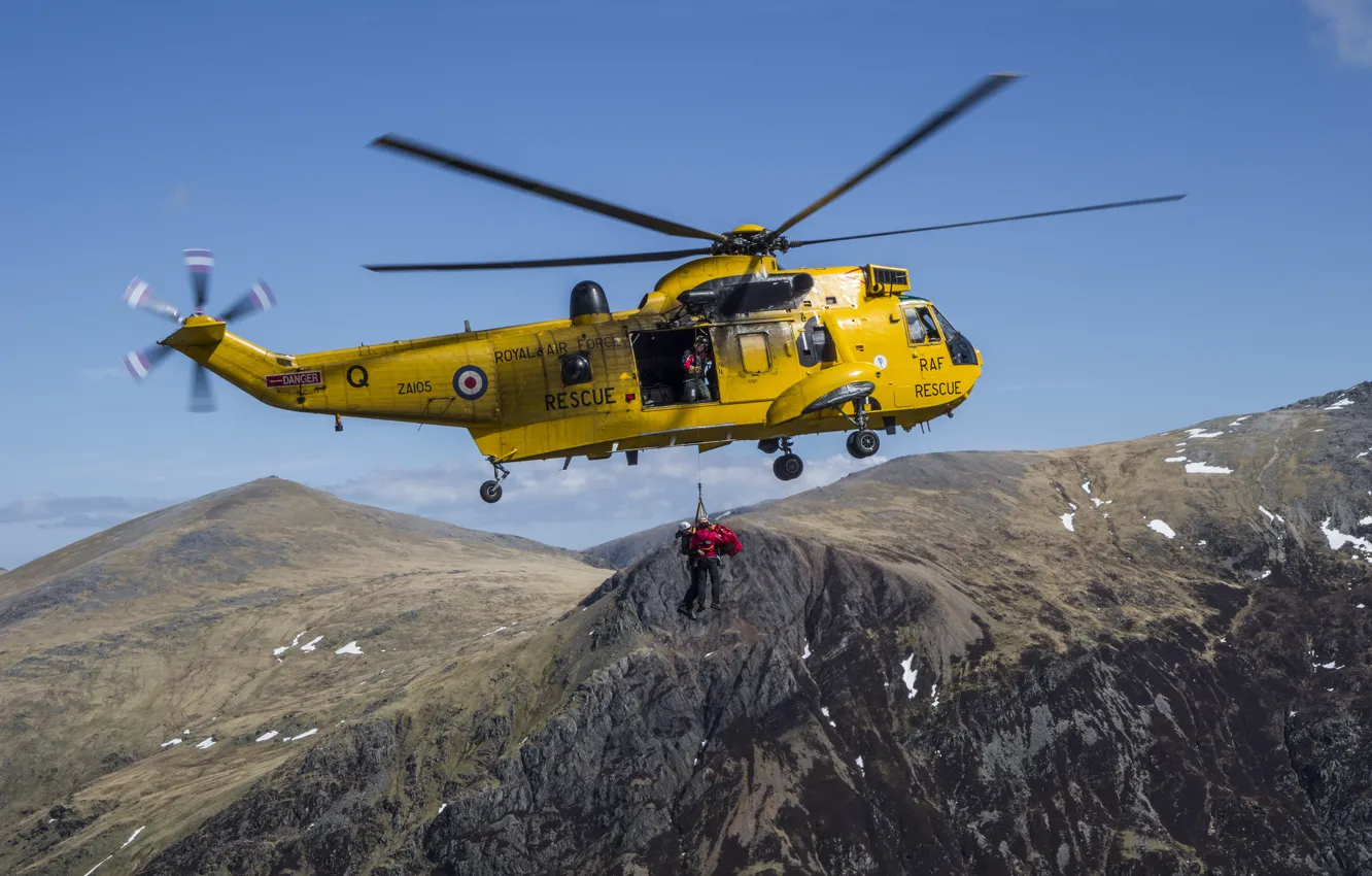 Photo wallpaper mountains, England, helicopter, rescuers, England, Wales, Snowdon, mount Snowdon