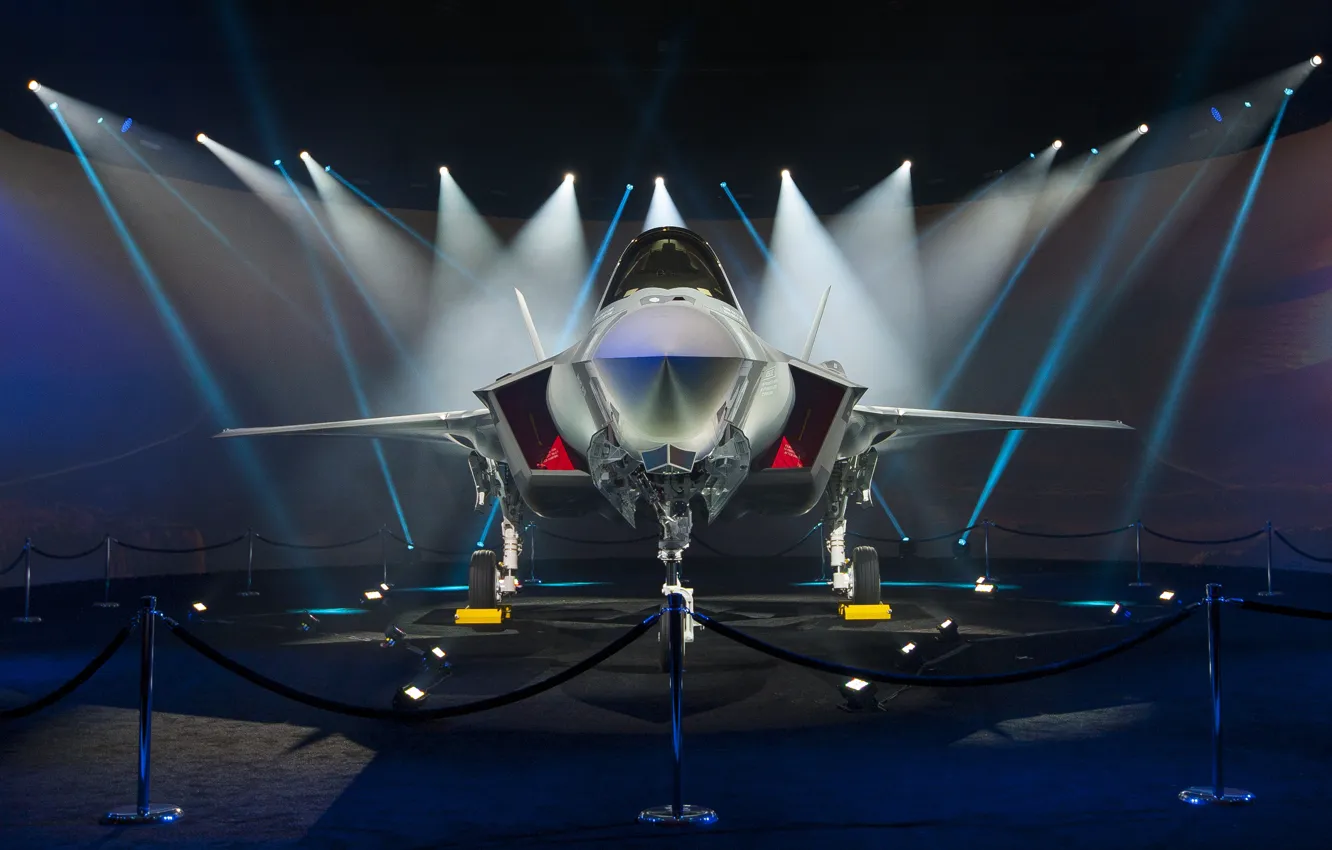 Photo wallpaper exhibition, fighter-bomber, F-35