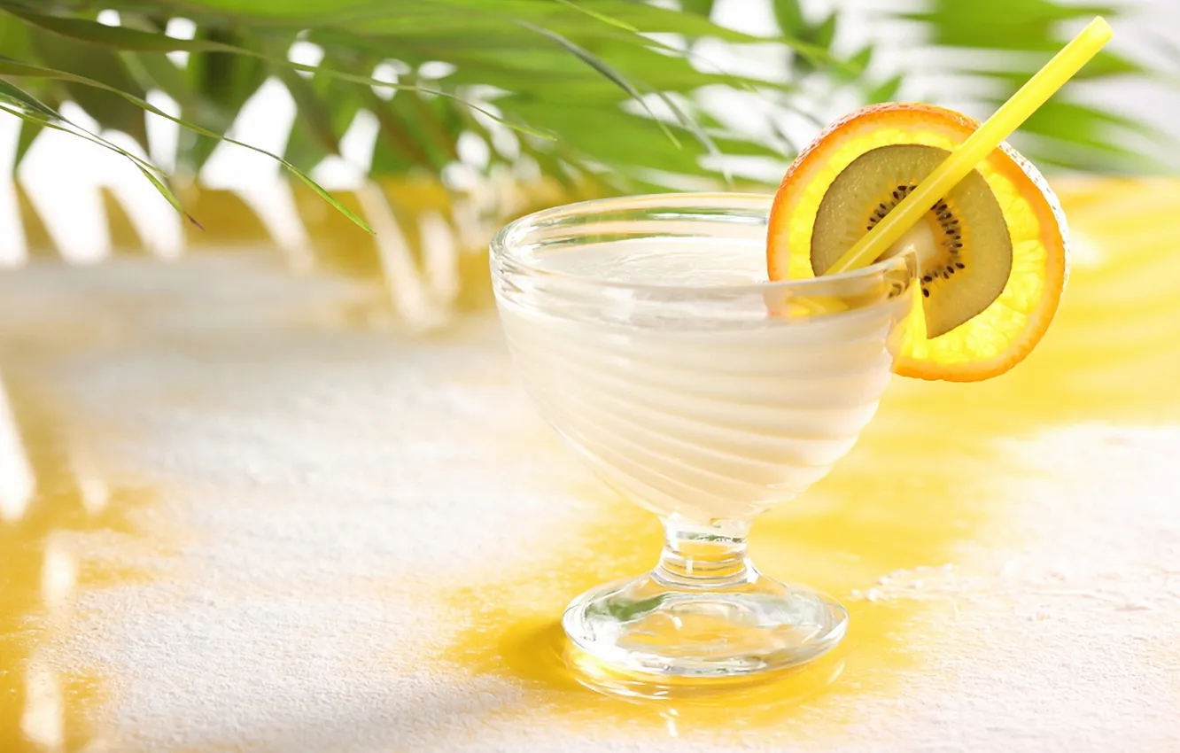 Photo wallpaper leaves, glass, orange, kiwi, cocktail, slices, tube