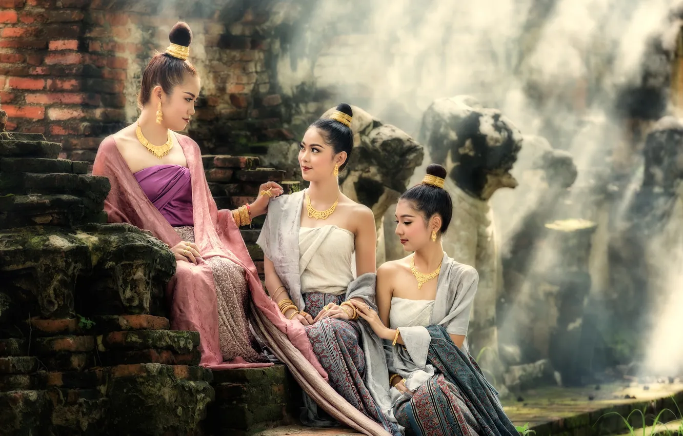 Photo wallpaper eyes, girl, hair, dress, ladder, temple, sunlight, necklace