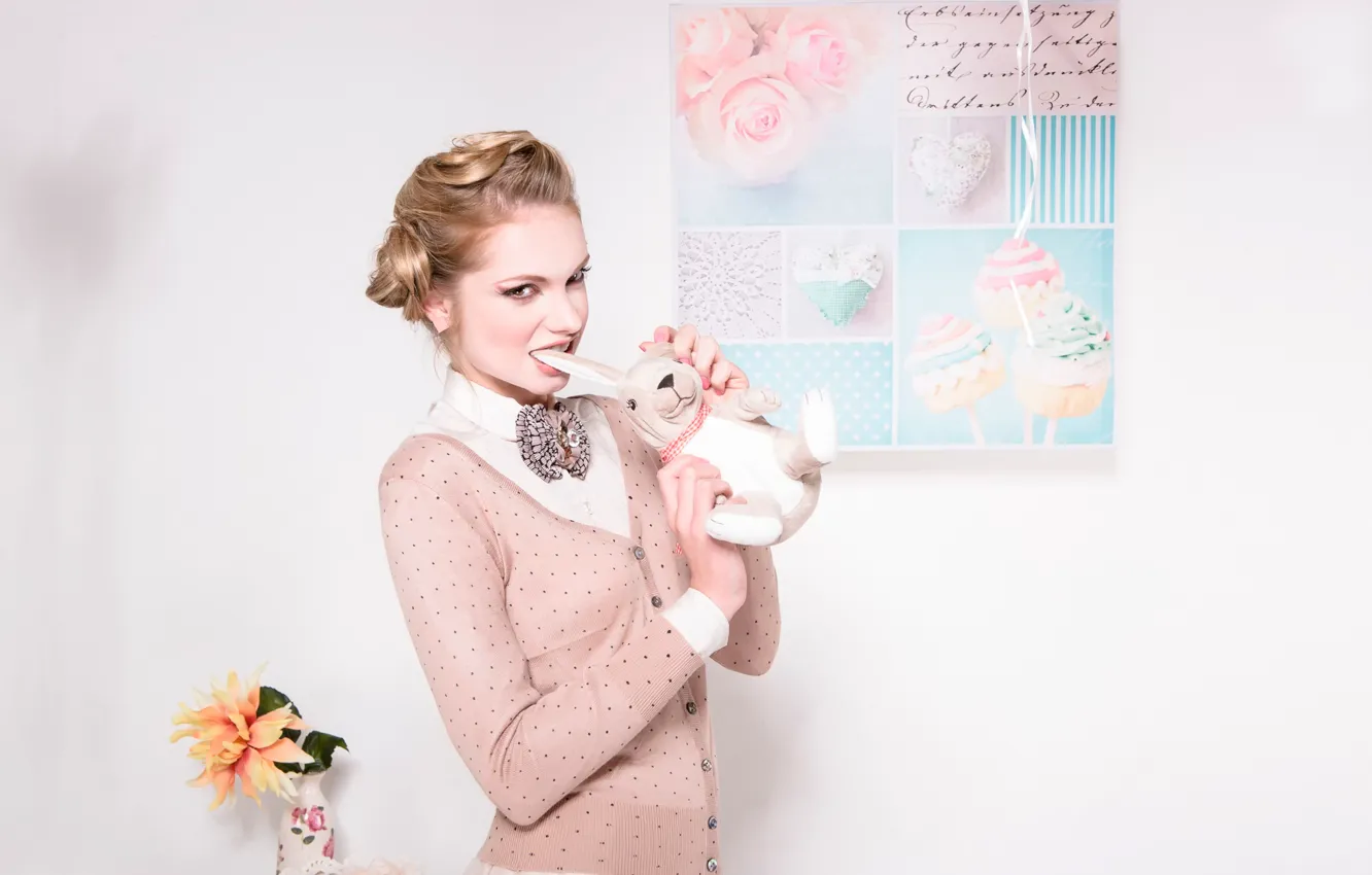 Photo wallpaper girl, toy, Bunny, teeth, Doll House