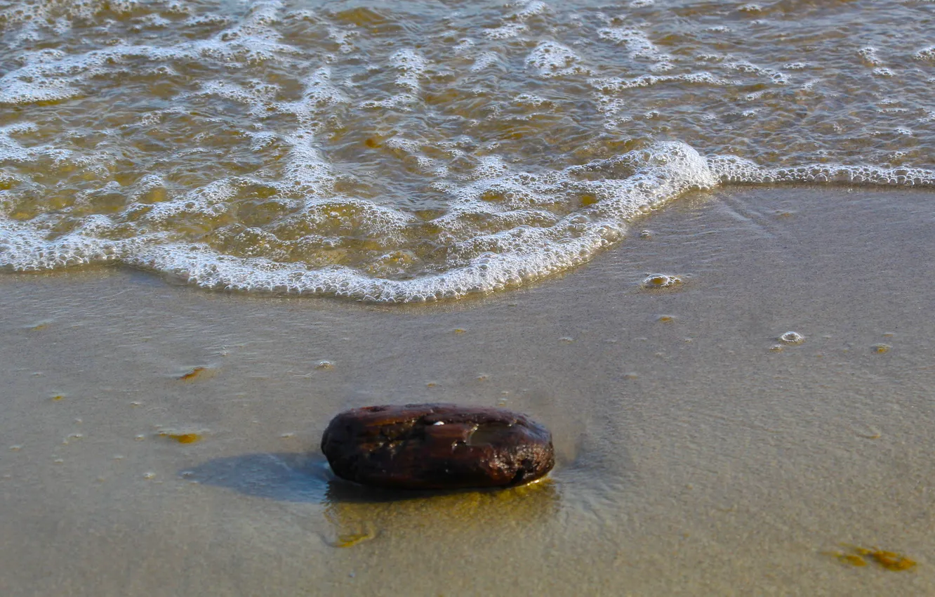 Photo wallpaper beach, sea, stone, water, sand