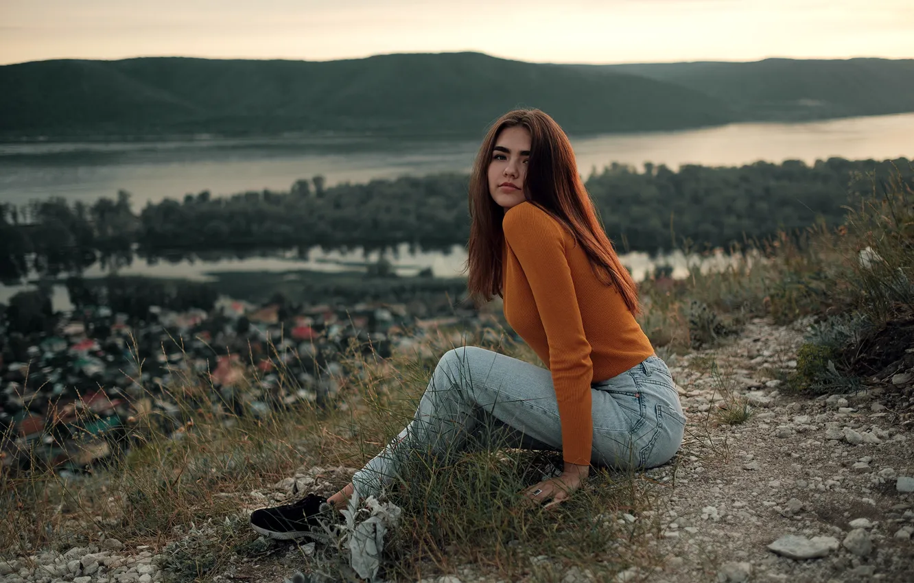Photo wallpaper girl, jeans, blouse, Vlad Snimaet