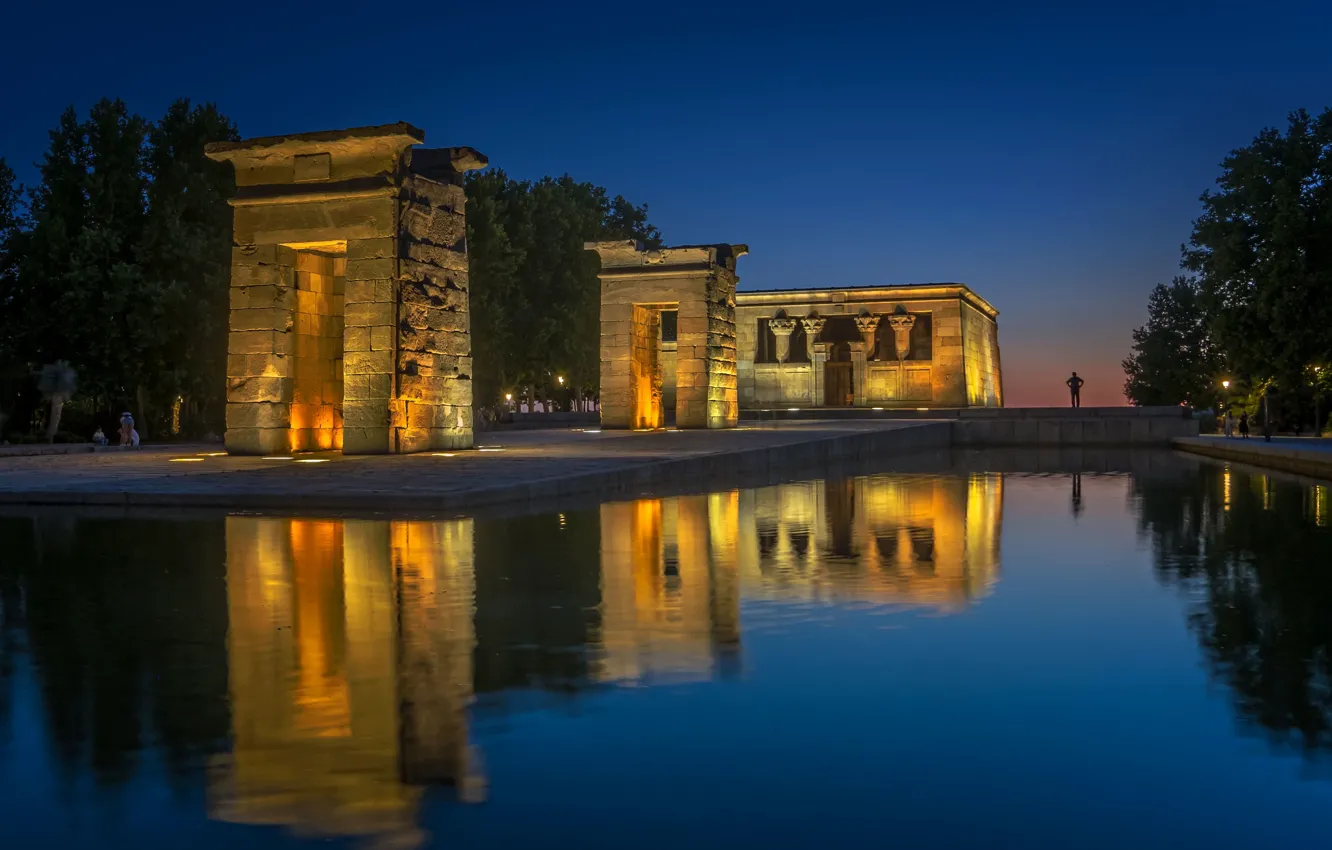 Photo wallpaper Western Park, The Temple Of Debod, Madrid, Spain