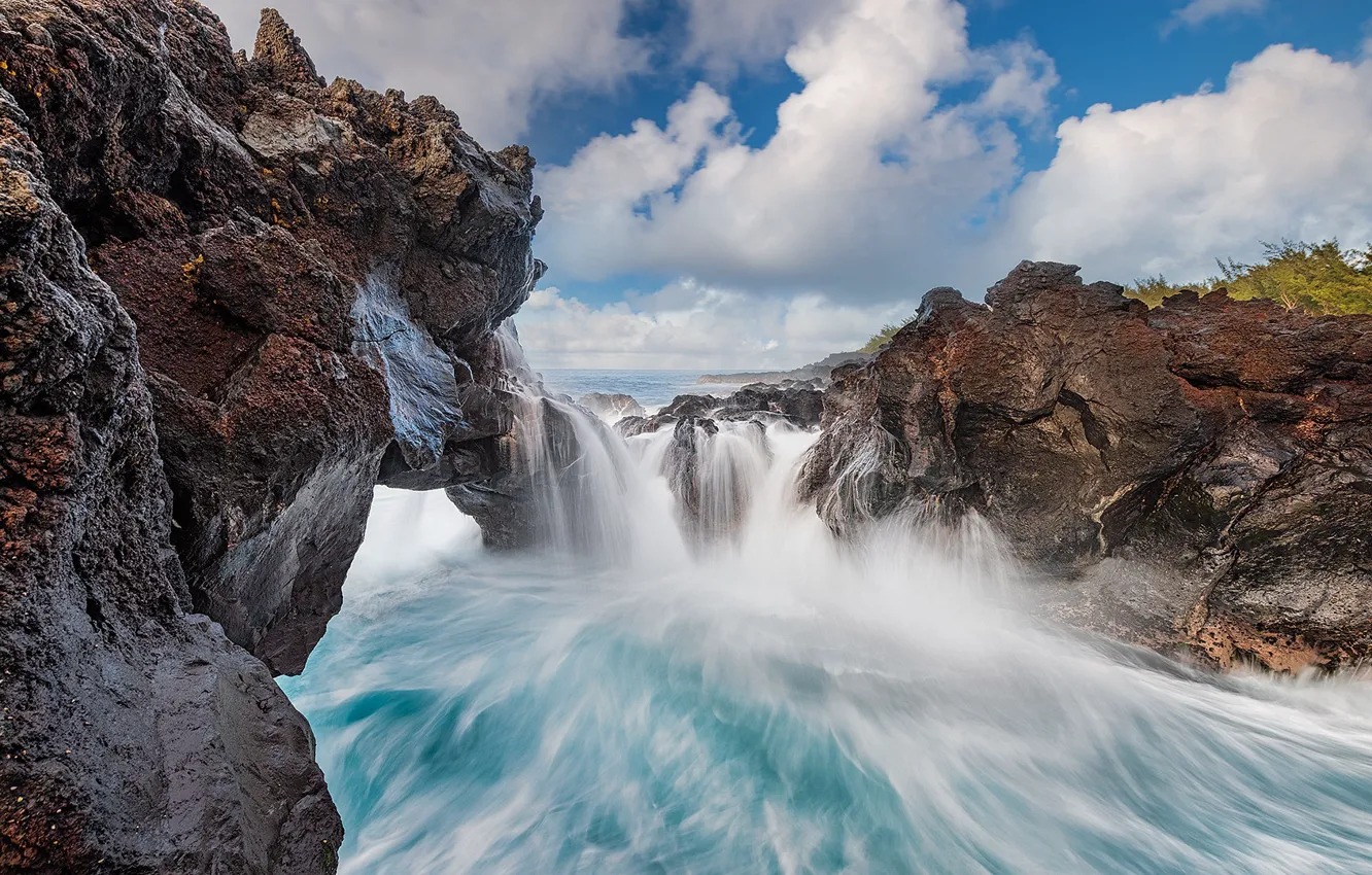 Photo wallpaper the ocean, rocks, coast, waterfall, The Indian ocean, Indian Ocean, Reunion Island, Reunion Island