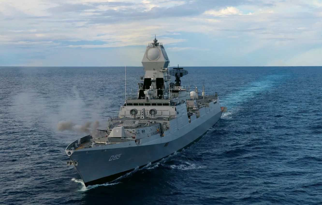 Photo wallpaper shooting, destroyer, The Indian Navy, THE Chennai