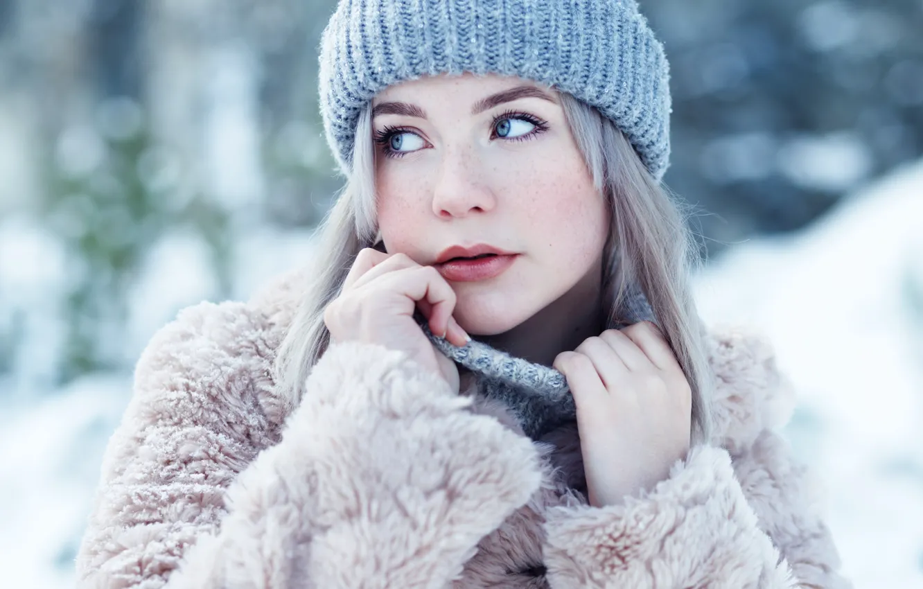 Photo wallpaper hat, freckles, Evgeny Bulatov, Ty Tominova