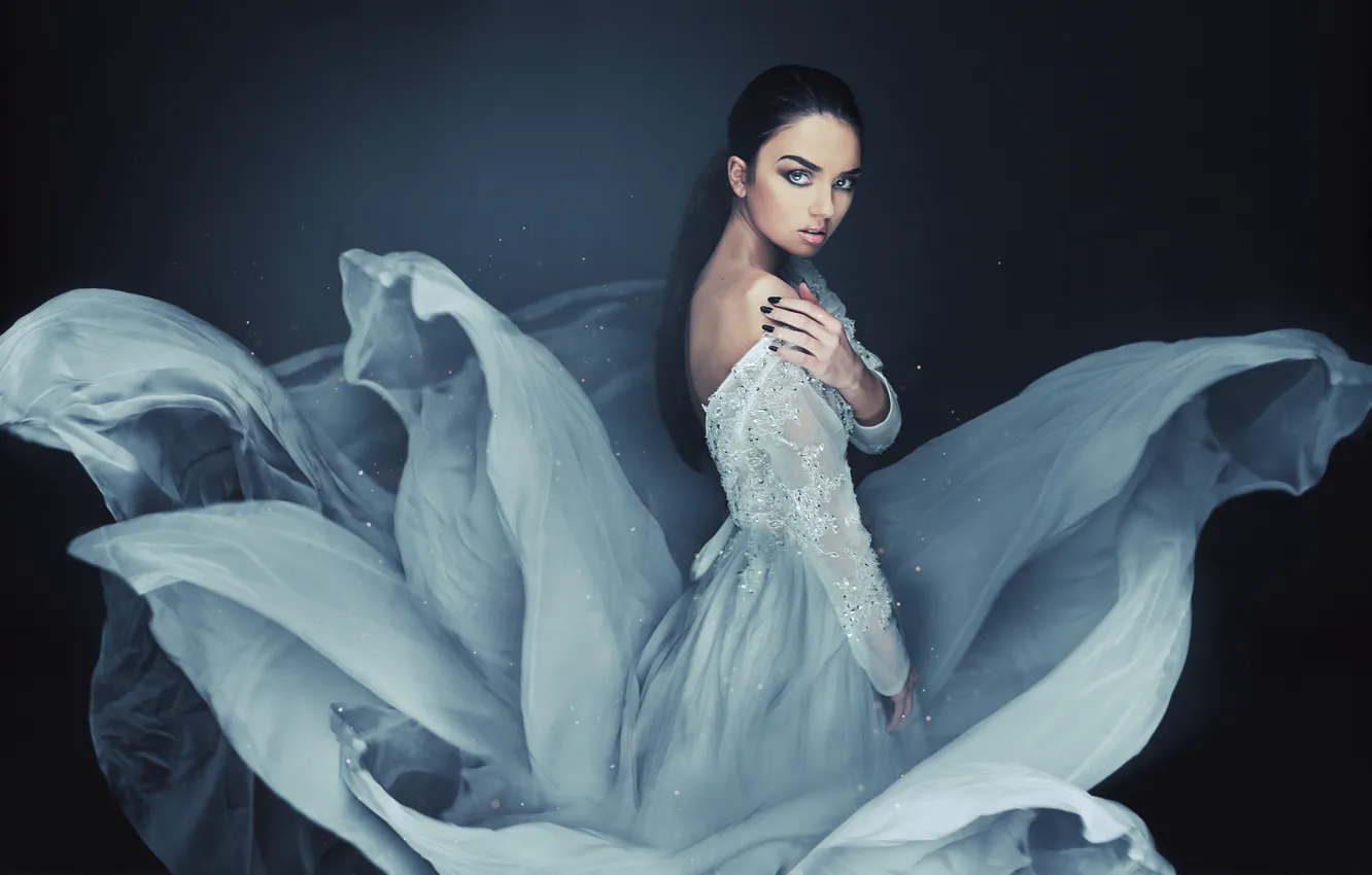 Photo wallpaper look, girl, background, blue, model, hair, hands, makeup