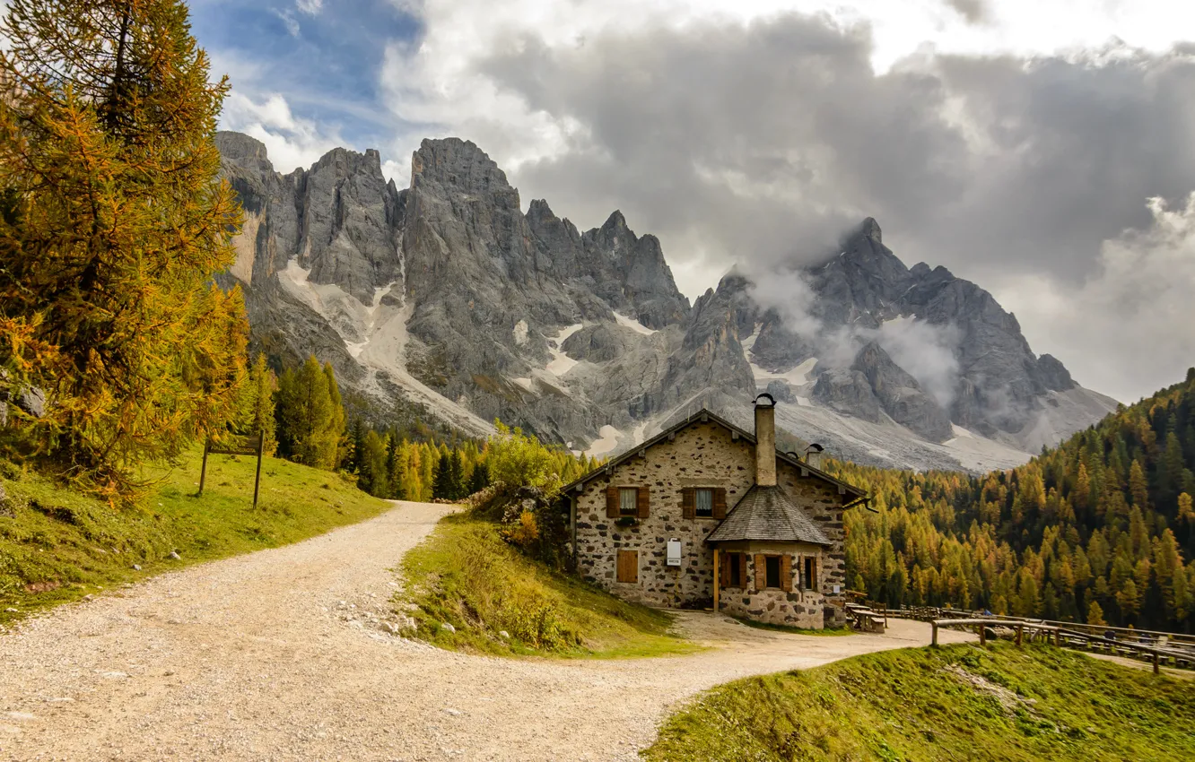 Photo wallpaper road, the sky, clouds, trees, mountains, house, Italy, fork