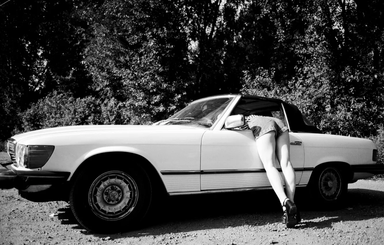 Photo wallpaper car, Mercedes-Benz, Mercedes, girl, shorts, legs, trees, woman