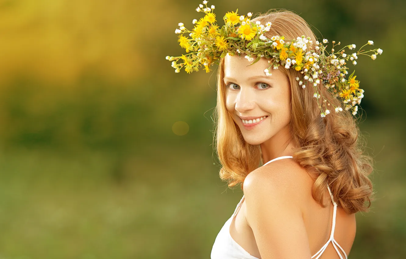 Photo wallpaper look, girl, flowers, smile, blonde, wreath, bokeh
