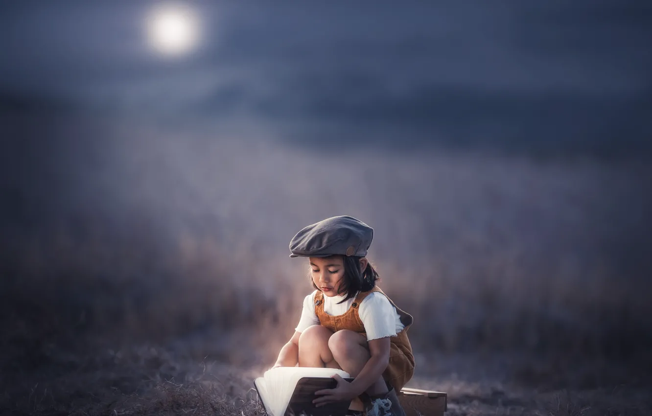 Photo wallpaper girl, book, cap