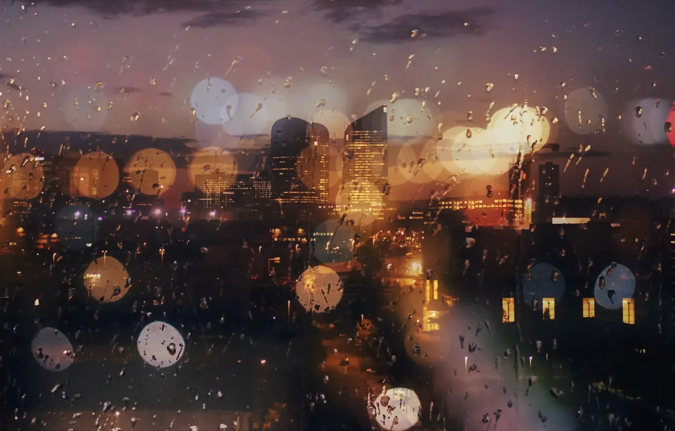 Photo wallpaper glass, drops, night, the city, lights