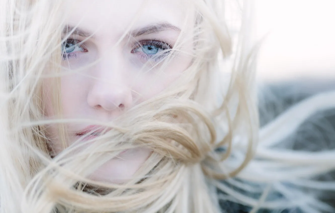 Photo wallpaper look, portrait, blonde