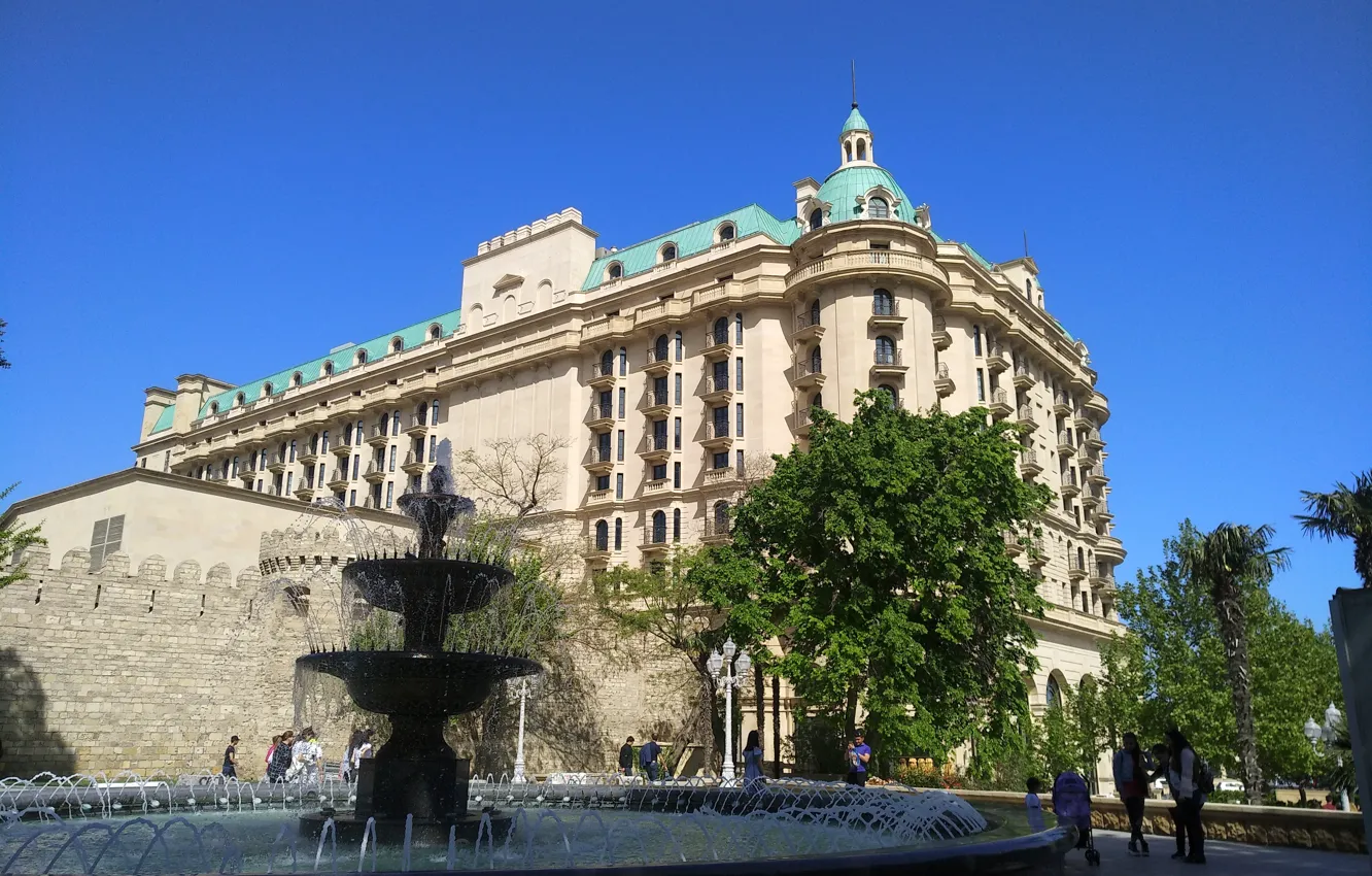 Photo wallpaper The city, Fountain, Park, Park, Azerbaijan, Building, Azerbaijan, Baku