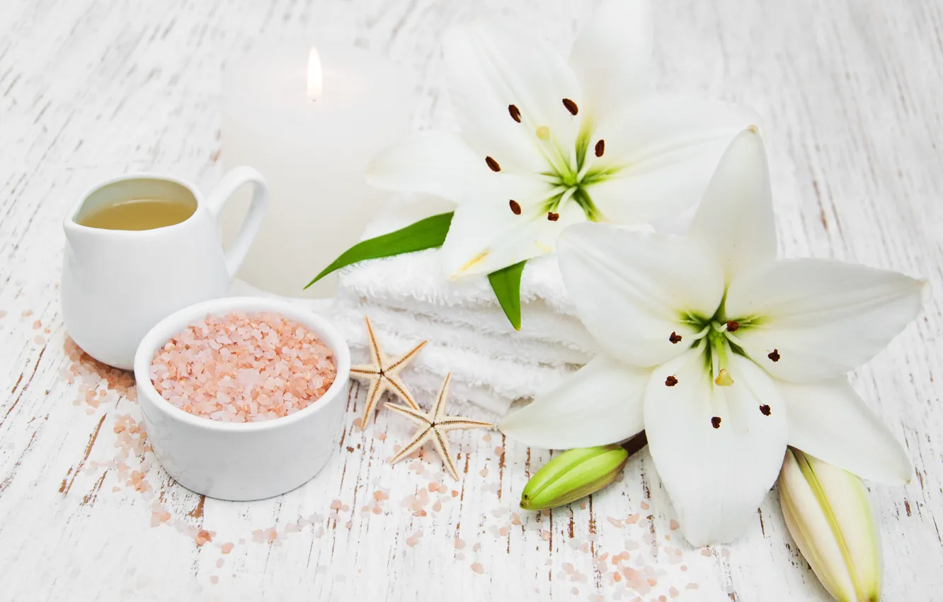 Photo wallpaper flowers, Lily, starfish, sea salt