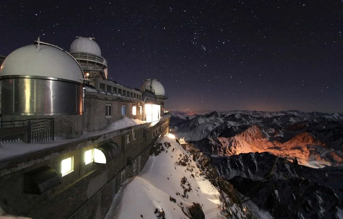 Photo wallpaper Observatory, Pic Du MIDI, French Pyrenees