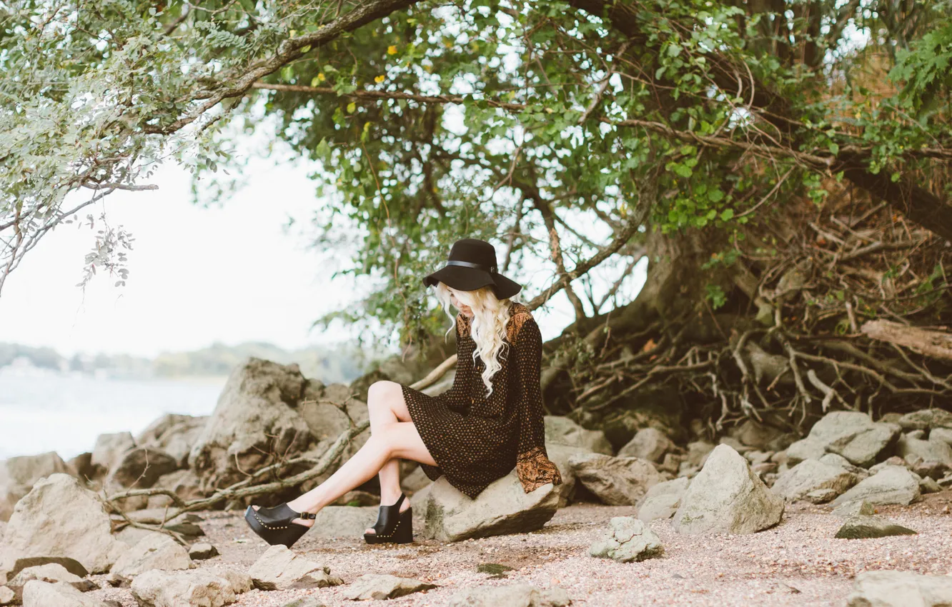 Photo wallpaper girl, stones, hat, blonde, sitting