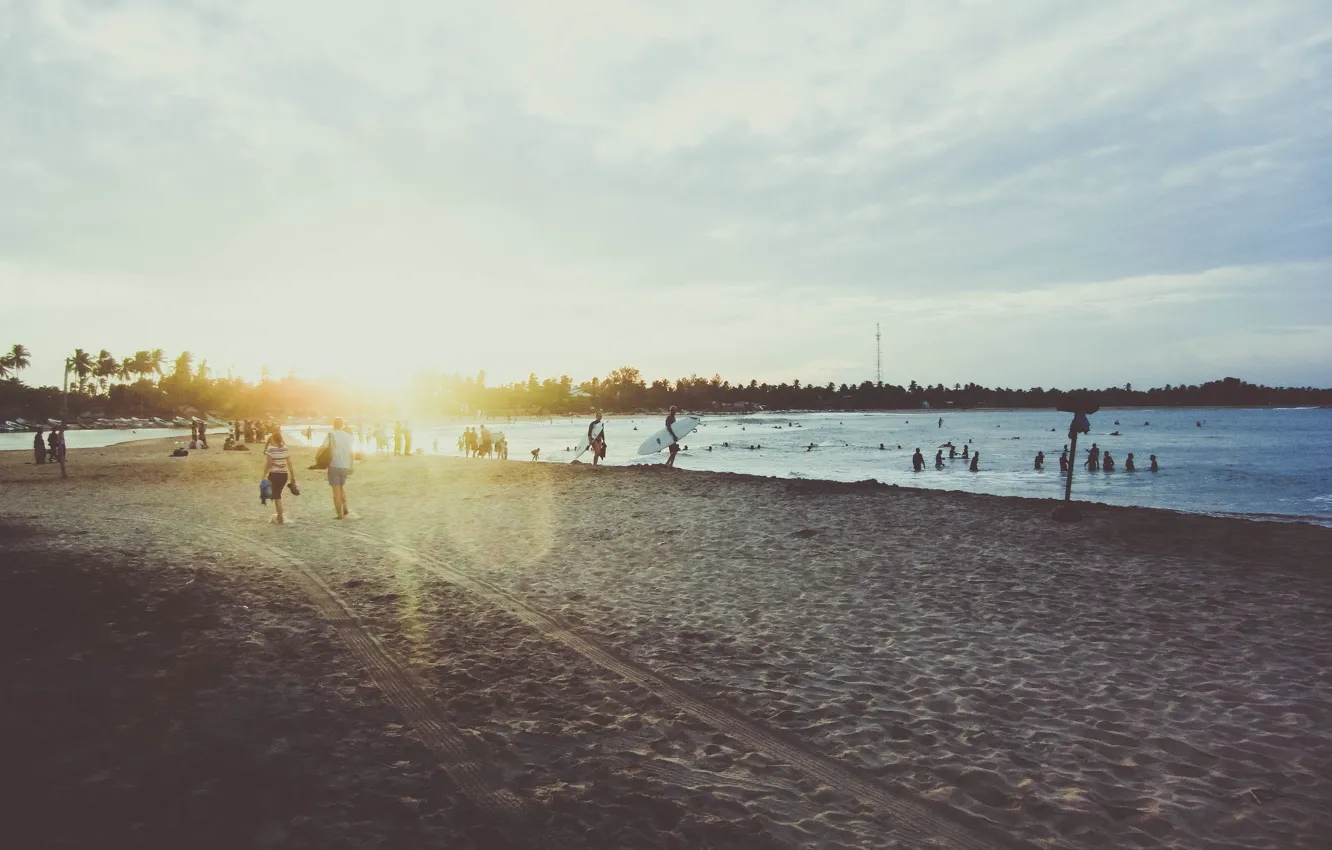 Photo wallpaper sea, beach, people