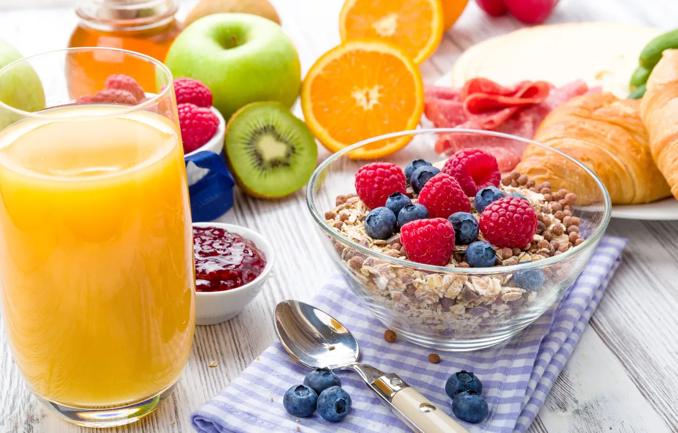 Wallpaper glass, berries, raspberry, Board, Apple, towel, oranges ...