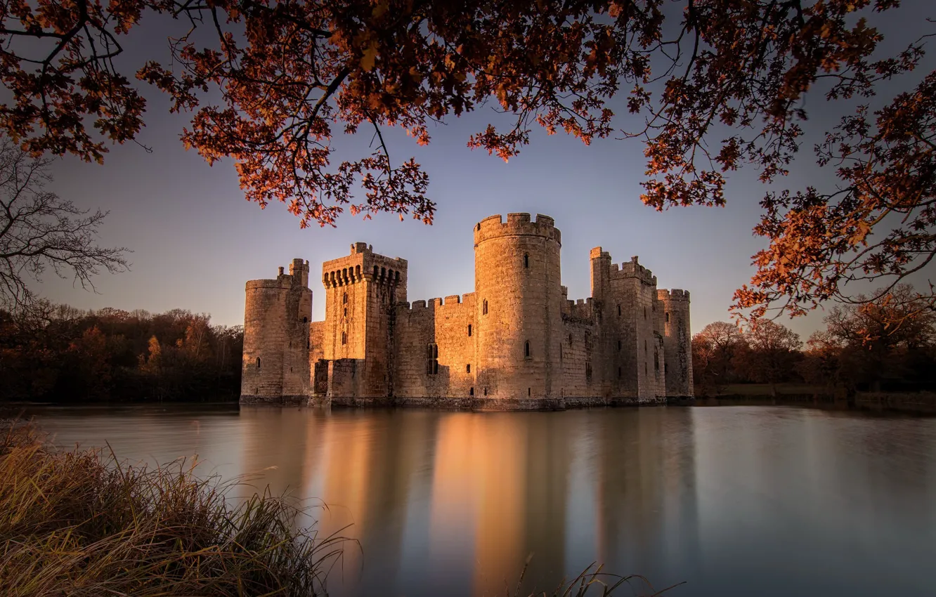 Photo wallpaper Bodiam Castle, East Sussex-Kent, history