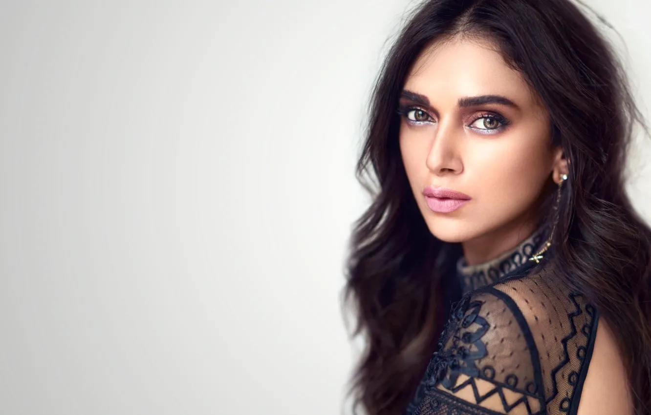 Photo wallpaper girl, hot, sexy, eyes, smile, beautiful, figure, model