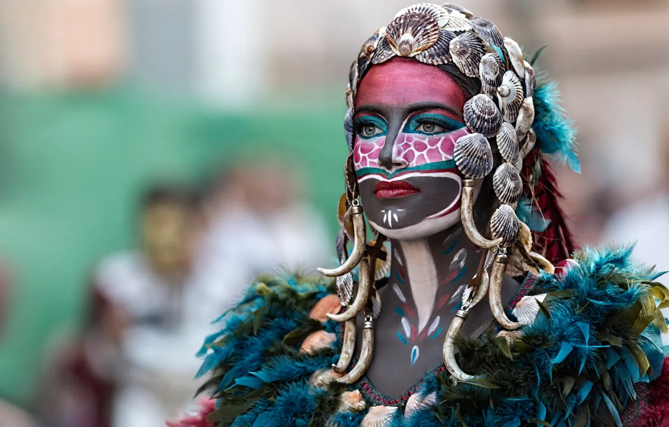 Photo wallpaper look, girl, style, portrait, teeth, feathers, makeup, costume