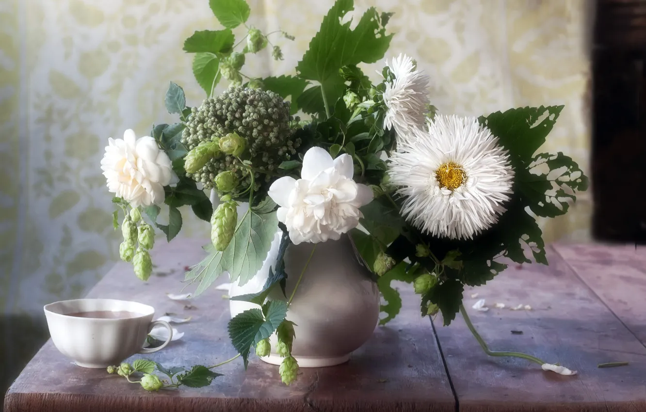 Photo wallpaper leaves, flowers, table, tea, Board, roses, bouquet, Cup