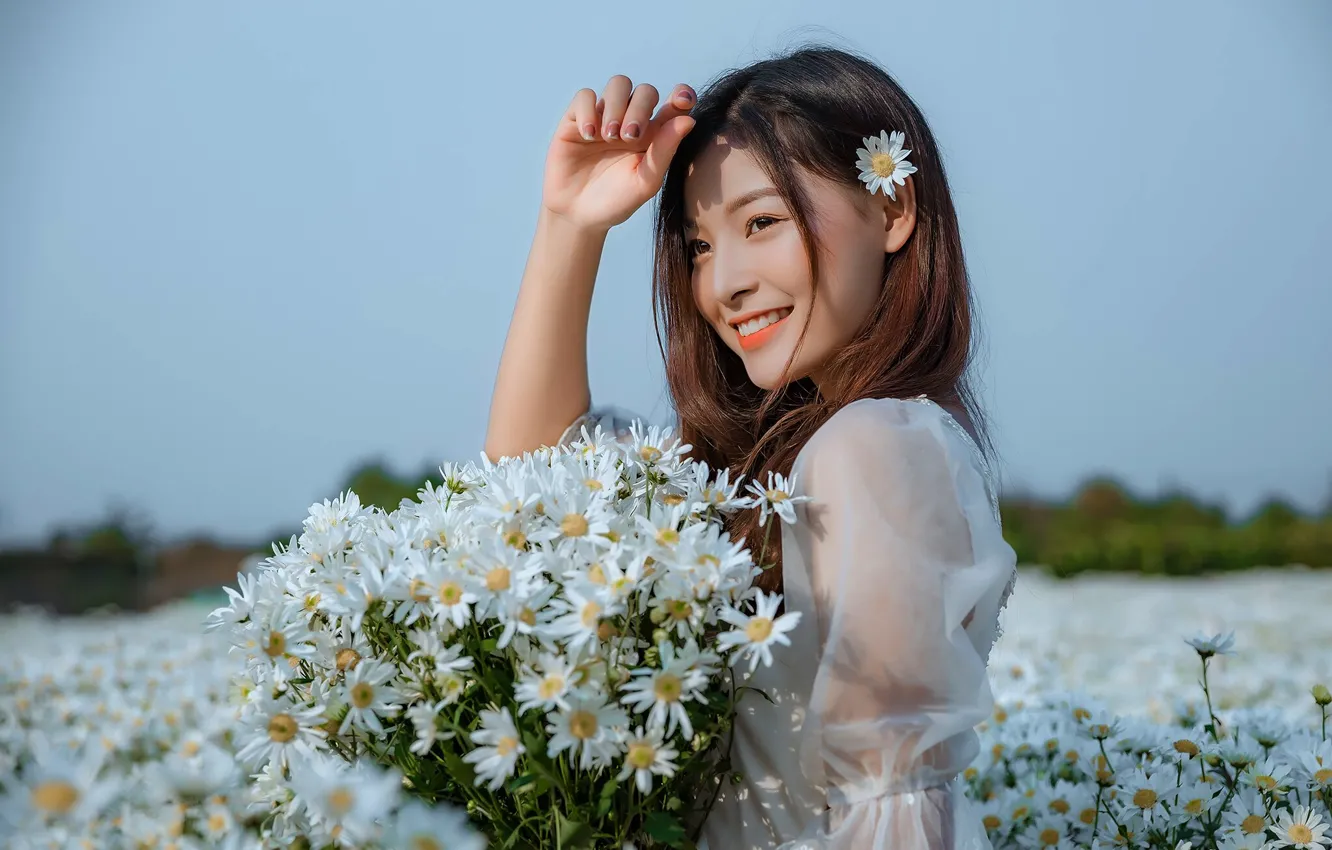 Photo wallpaper smile, bouquet, Asian