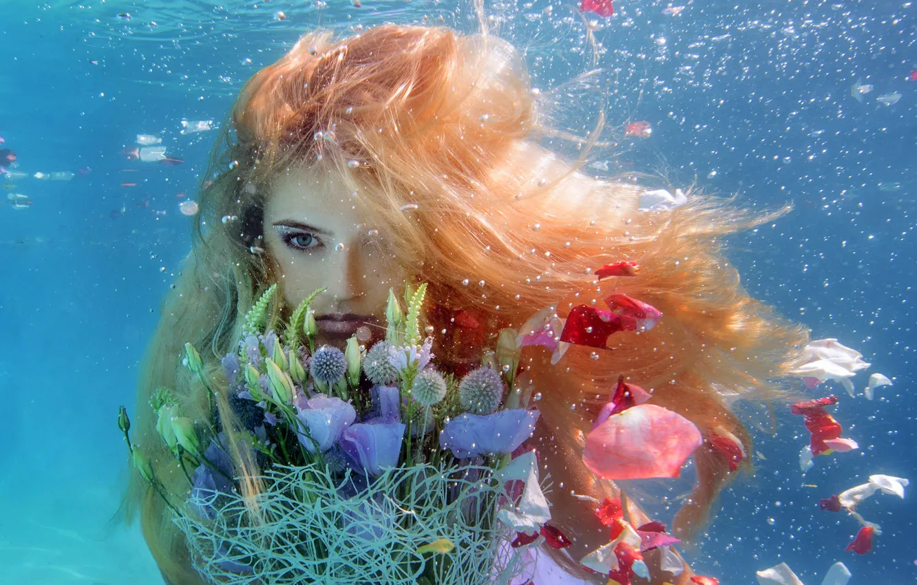 Photo wallpaper sea, look, girl, light, flowers, face, style, hair