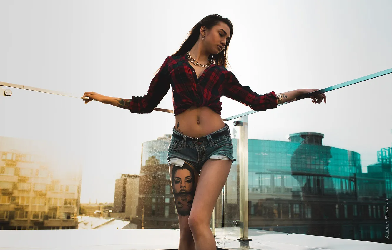 Photo wallpaper the sun, sexy, pose, model, portrait, home, hands, makeup