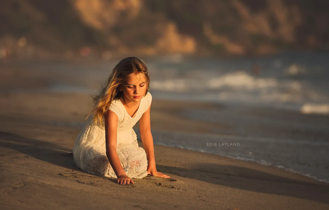 Photo wallpaper sea, shore, girl