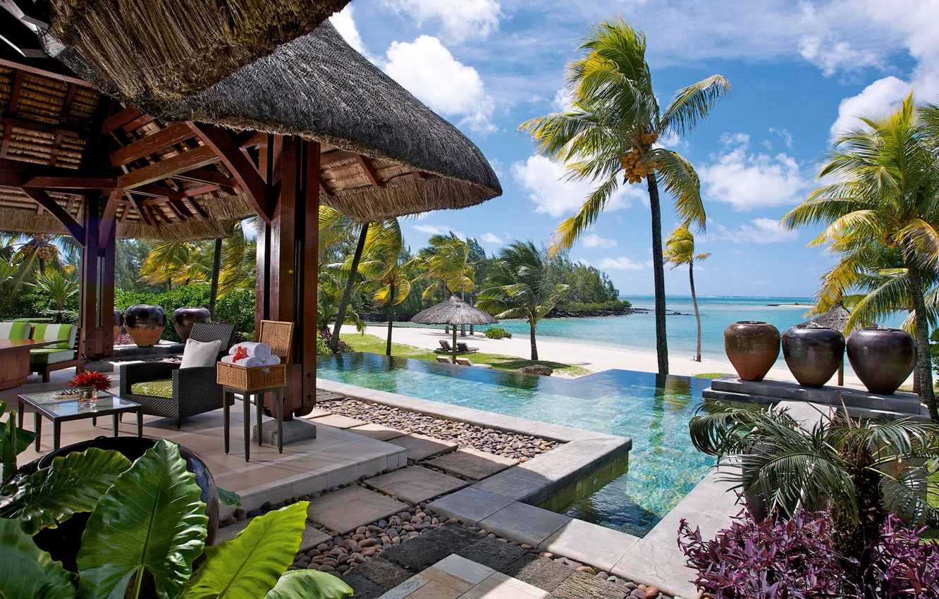 Photo wallpaper palm trees, the ocean, pool, resort, Bungalow