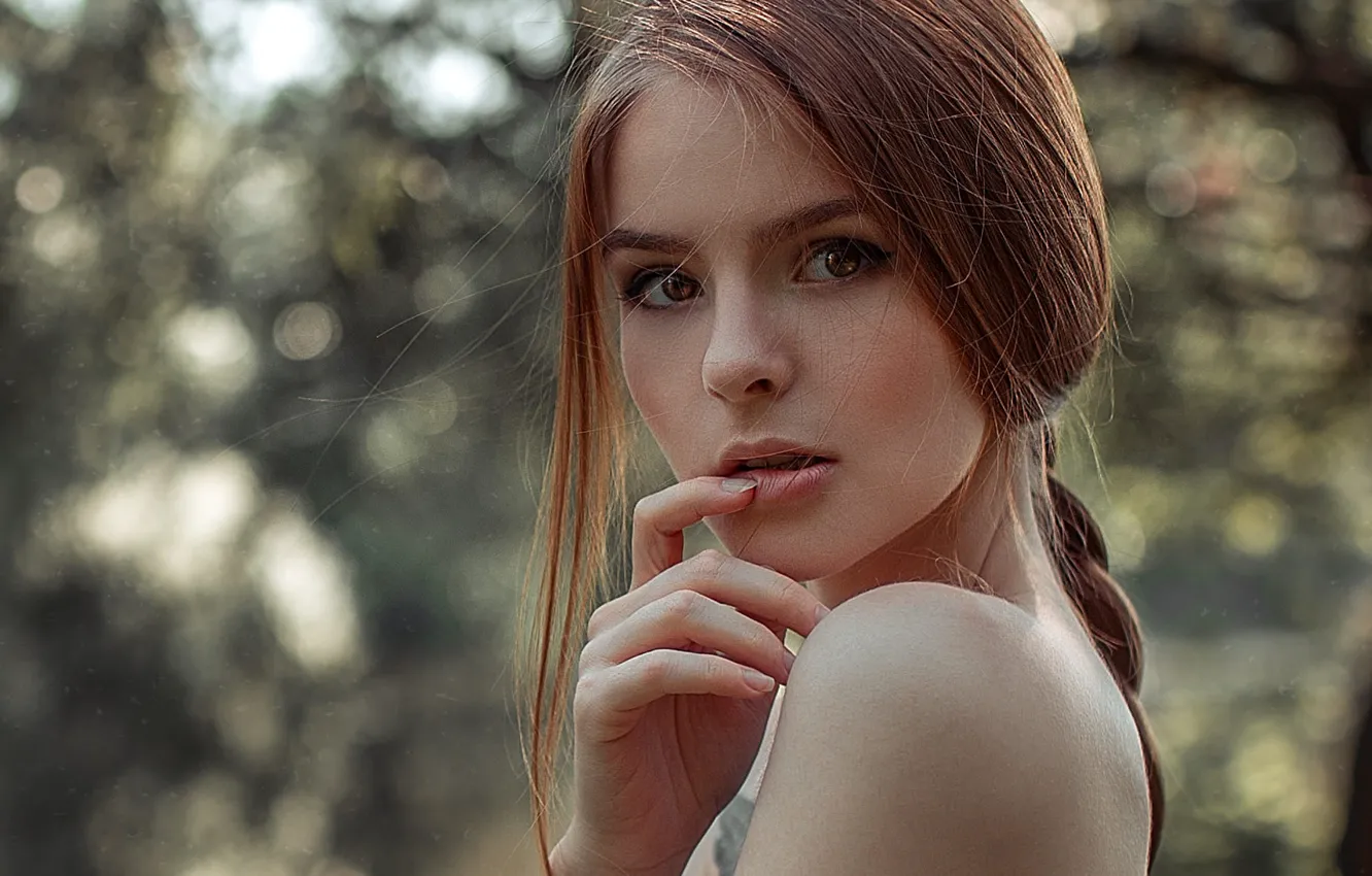 Photo wallpaper look, face, model, portrait, hands, makeup, hairstyle, brown hair