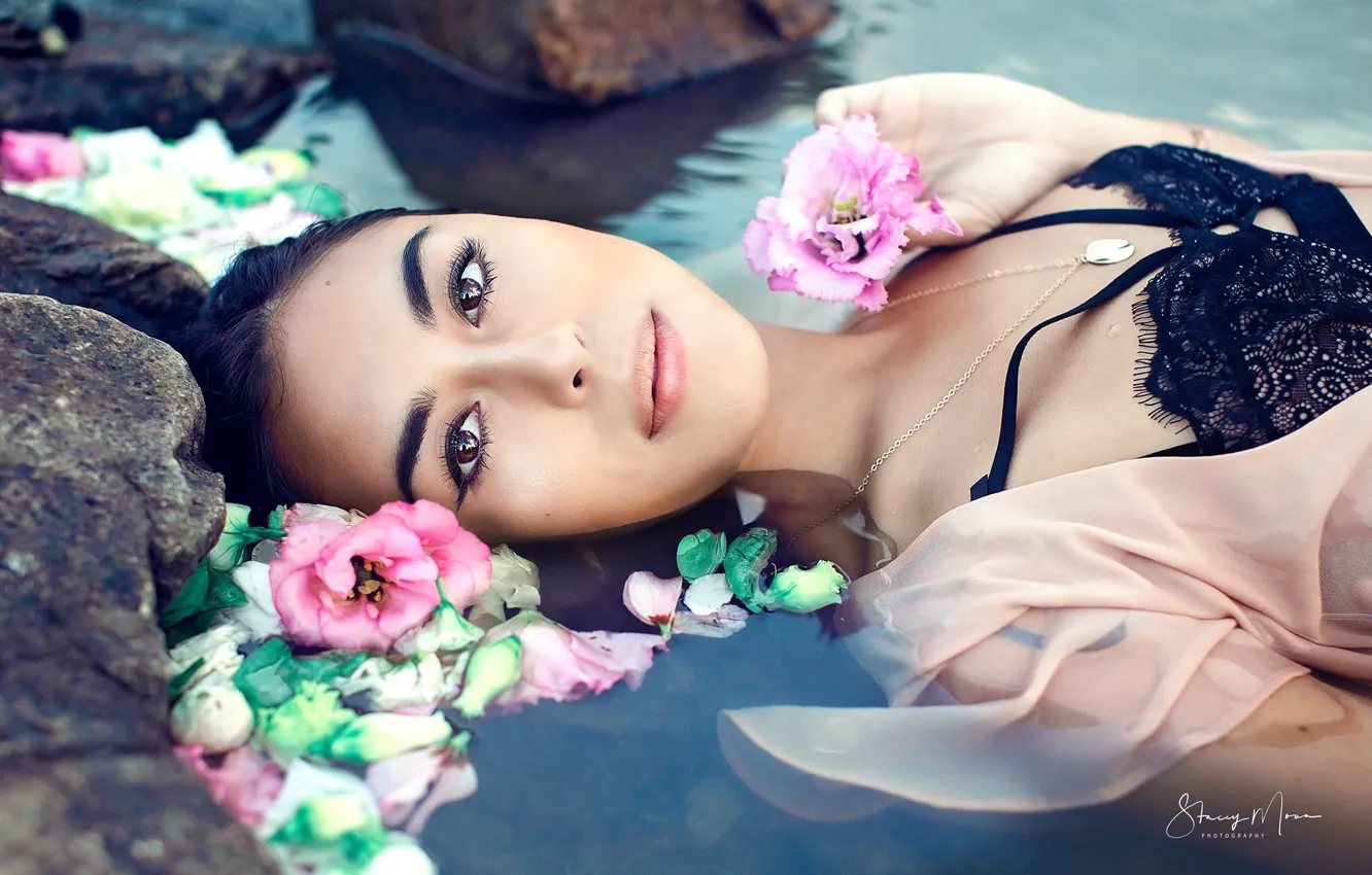 Photo wallpaper look, water, girl, flowers, face, mood, Natalie, Stacey Moua