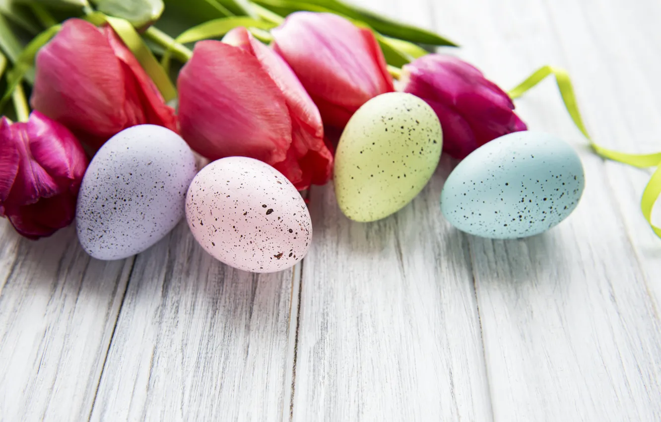 Photo wallpaper flowers, eggs, spring, colorful, Easter, tulips, wood, pink