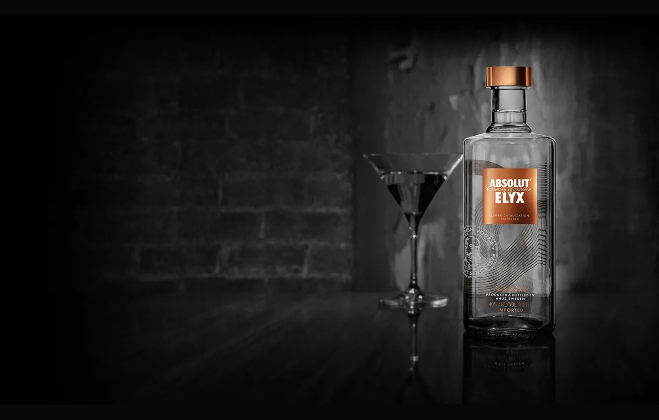 Photo wallpaper glass, bottle, alcohol, absolute, vodka, Absolut, alcohol, 2000x1000